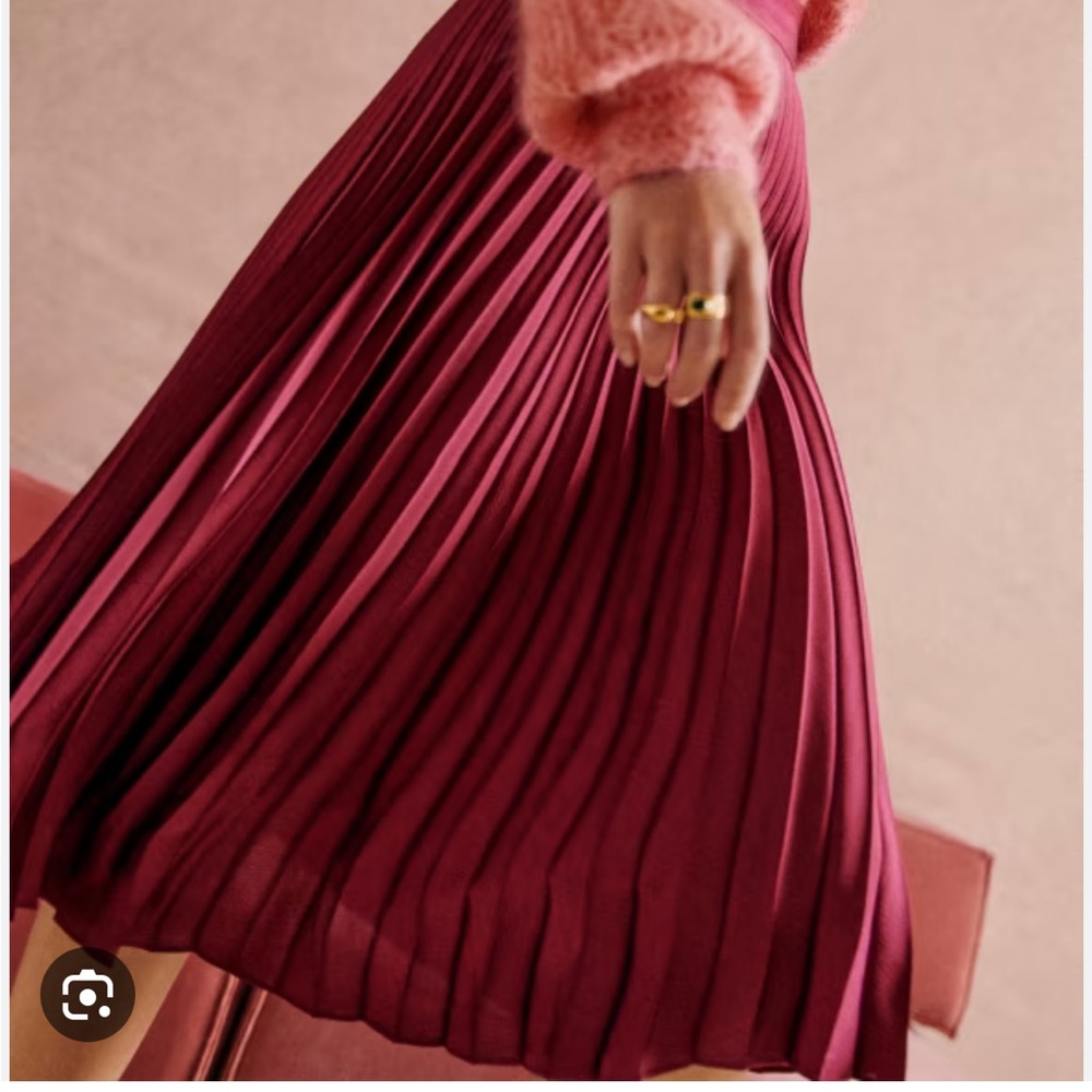 Sézane Dino Skirt - Raspberry - size 6